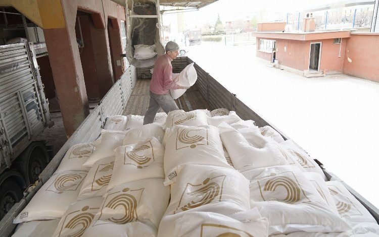Konya, Kahramanmaraş’a 300 ton un gönderiyor