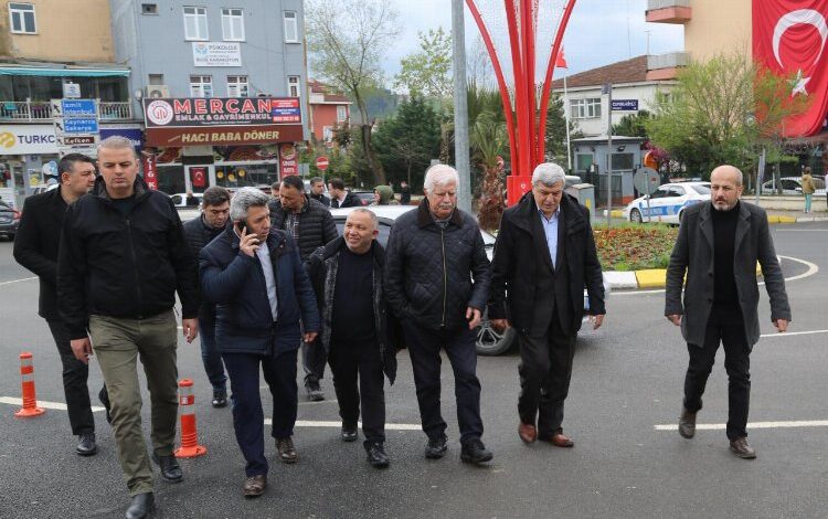 Kocaeli’de AK Parti ‘Türkiye Yüzyılı’ için sahada destek istedi Kocaeli’de AK Parti ‘Türkiye Yüzyılı’ için sahada destek istedi