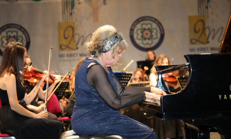 Muğla’da genç piyanistler Biret’le sahneye çıkacak