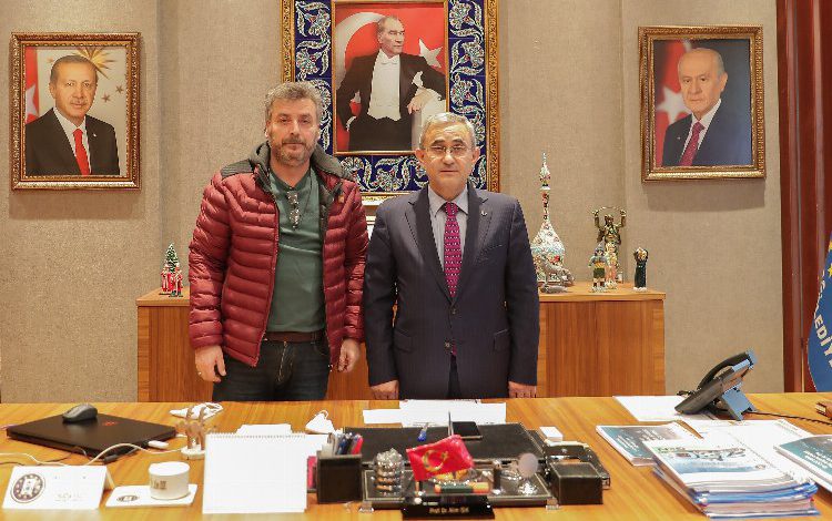 Kütahya’da 2 yıldır 85 bin ekmek ücretsiz dağıtıldı Kütahya’da 2 yıldır 85 bin ekmek ücretsiz dağıtıldı