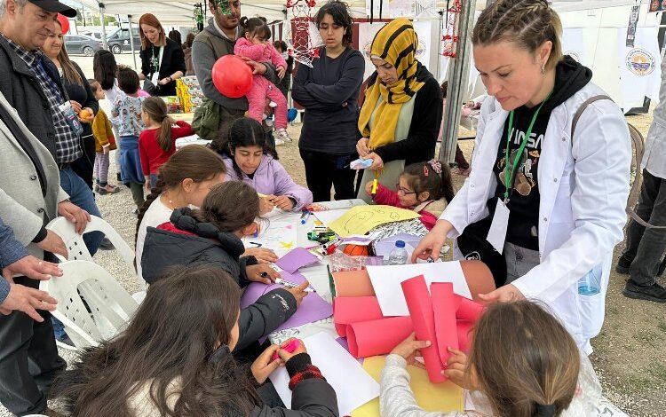 Gemlik Konteyner Kentte çocuklara ‘bilim’ morali
