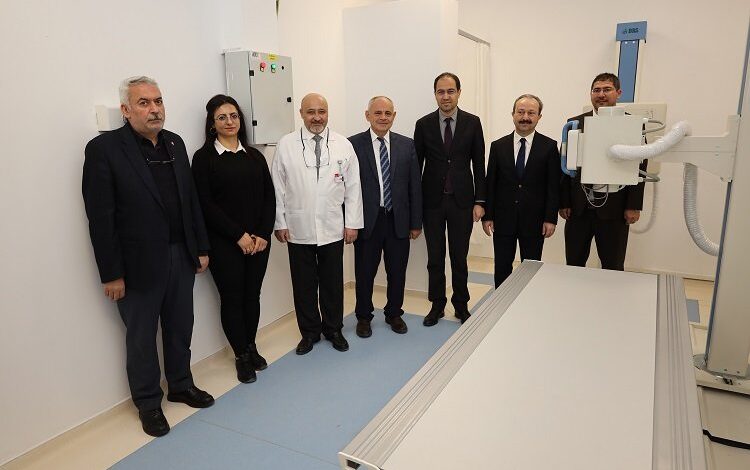 Yahyalı Belediyesi’nden Devlet Hastanesi’ne röntgen cihazı Yahyalı Belediyesi’nden Devlet Hastanesi’ne röntgen cihazı