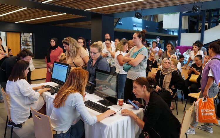 Beylikdüzü’nde Kültürsem kurslarına yoğun ilgi