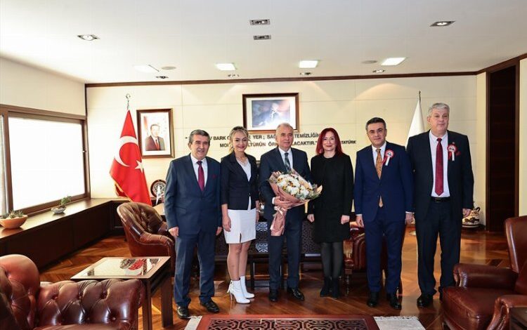 Başkan Osman Zolan Denizlili öğretmenleri ağırladı Başkan Osman Zolan Denizlili öğretmenleri ağırladı