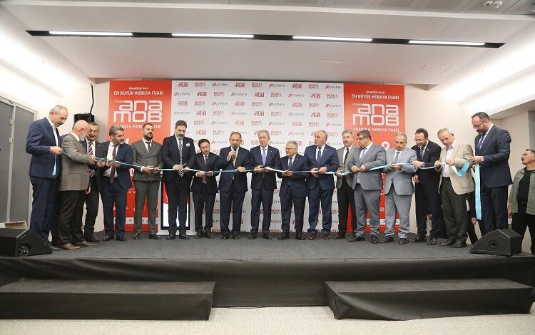 Anadolu Mobilya Fuarı kapılarını açtı Anadolu Mobilya Fuarı kapılarını açtı
