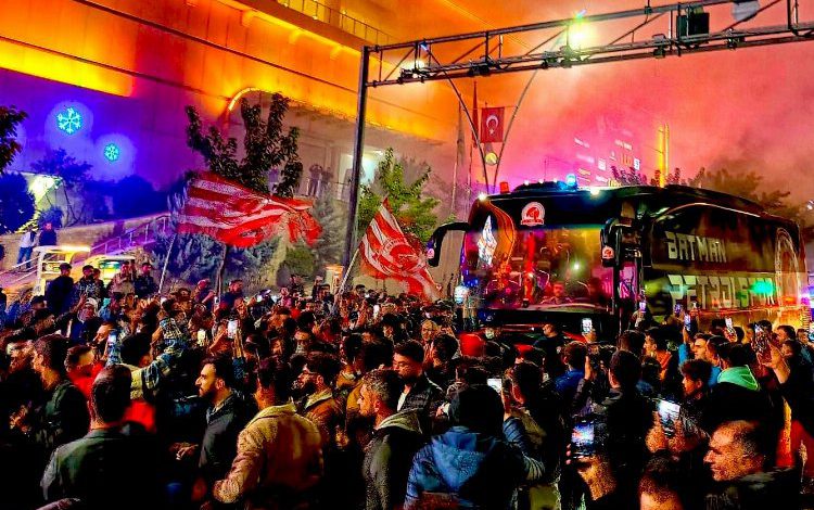 Batman’da Petrolspor’a görkemli karşılama