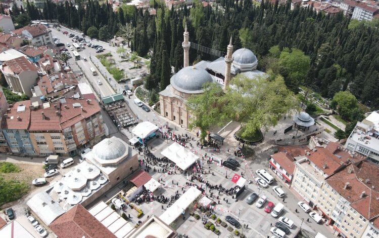600 yıllık Erguvan Bayramı geleneği 600 yıllık Erguvan Bayramı geleneği