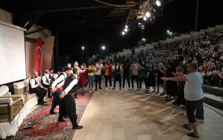 Mardin’in tarihi ve kültürel değerleri gelecek nesillere aktarılıyor Mardin’in tarihi ve kültürel değerleri gelecek nesillere aktarılıyor