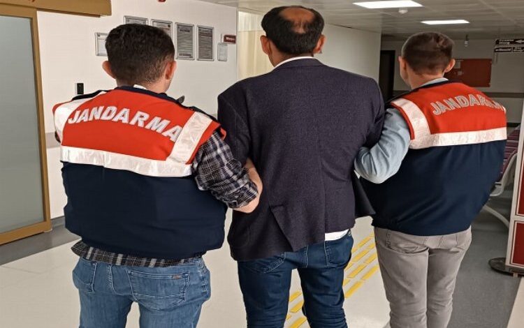 Bingöl’de durdurulan araçta aranan 2 kişi yakalandı