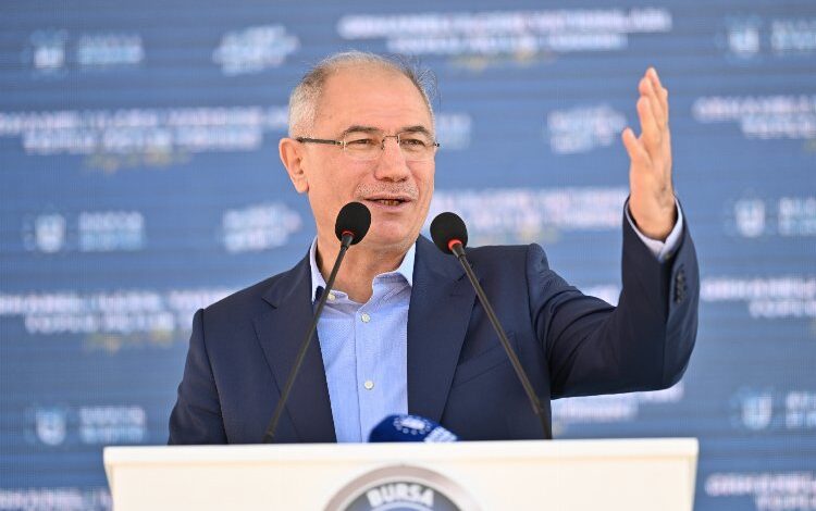 Efkan Ala: Sizin için dağları da deleriz!