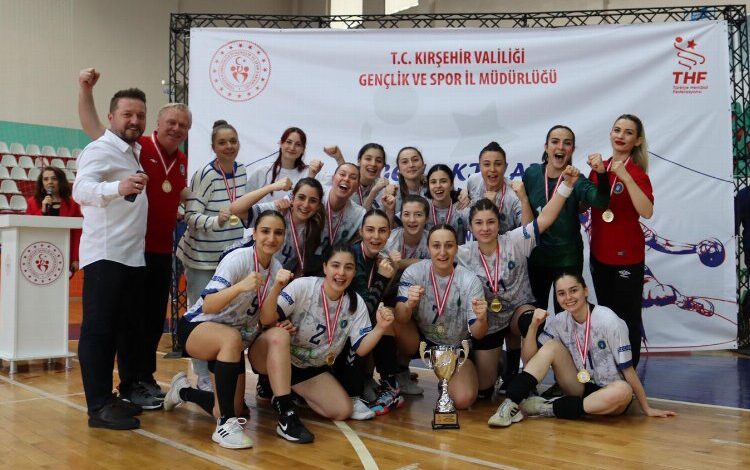 Poyrazın Kızları Türkiye şampiyonu!
