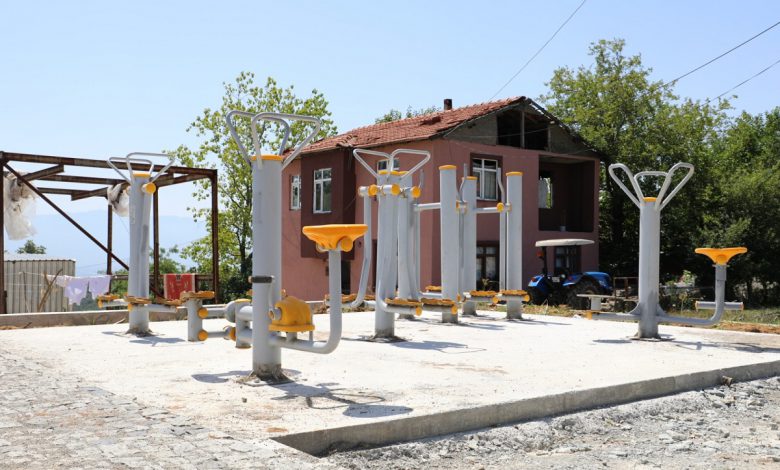 Kocaeli İzmit Belediyesi Çubuklubala Parkı’na spor aletleri yerleştirdi