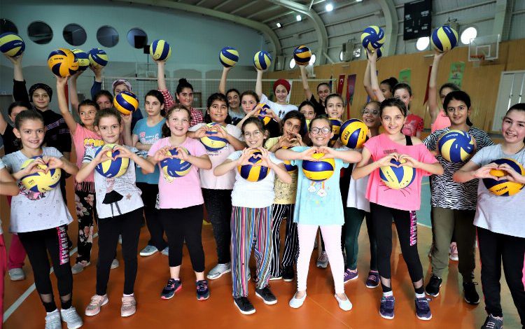 Kocaeli Bilgievlerinden eğitime destek Kocaeli Bilgievlerinden eğitime destek