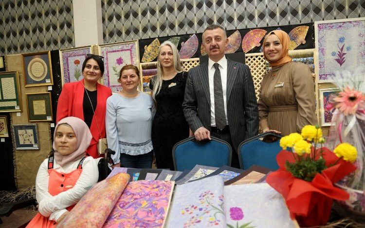 KO-MEK’te ilk sergi İzmit ile başladı