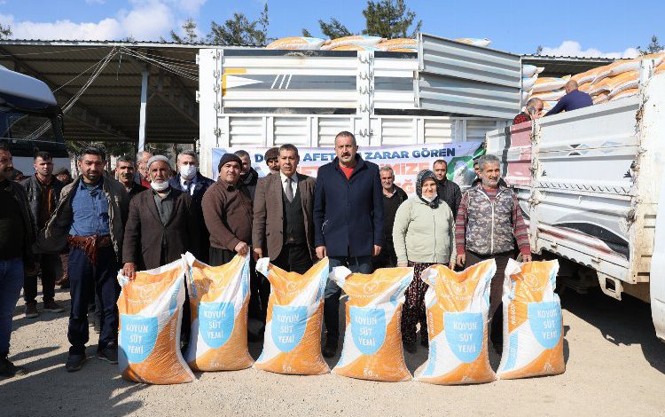 Gaziantep’te hayvan yetiştiricilerine yüzde 100 hibeyle 374 ton yem desteği