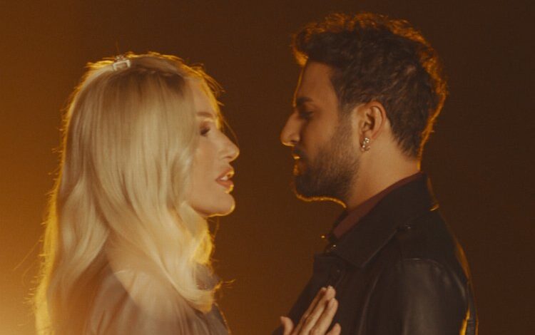 Örnek çiftten ‘Manidar’ buluşma!