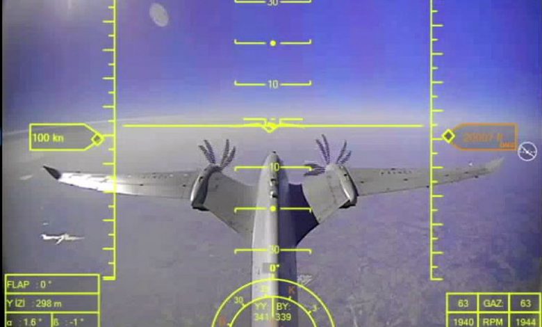 Akıncı’dan saygı uçuşu Akıncı’dan saygı uçuşu