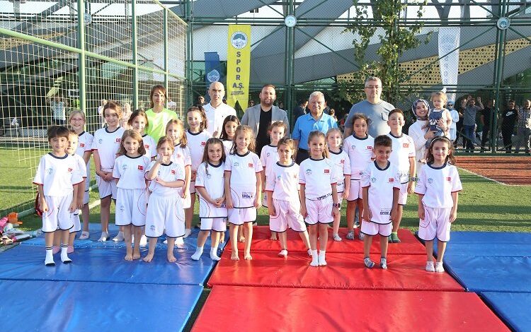 Kayseri yaz okullarında dönem sona erdi Kayseri yaz okullarında dönem sona erdi