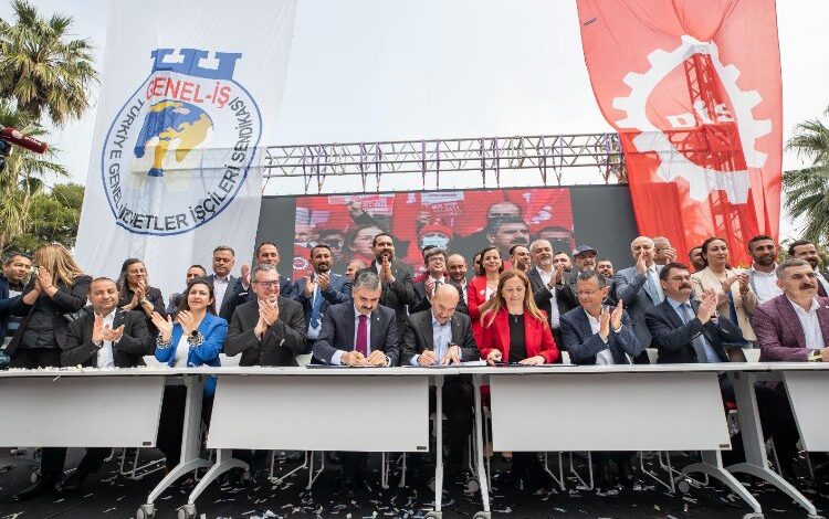 18 bin işçi toplu sözleşmeyi bayram havasında kutladı