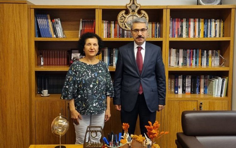 Üsküdar’da Kaymakam Yazıcı yurt sorunu için bir araya geldi Üsküdar’da Kaymakam Yazıcı yurt sorunu için bir araya geldi