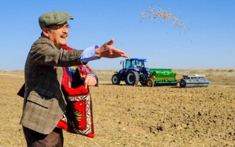 Ata tohumları toprakla buluştu Ata tohumları toprakla buluştu