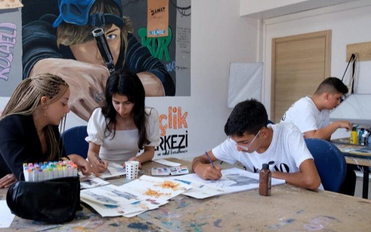 Kocaeli Büyükşehir’in atölyeleriyle hayallerine kavuştular Kocaeli Büyükşehir’in atölyeleriyle hayallerine kavuştular