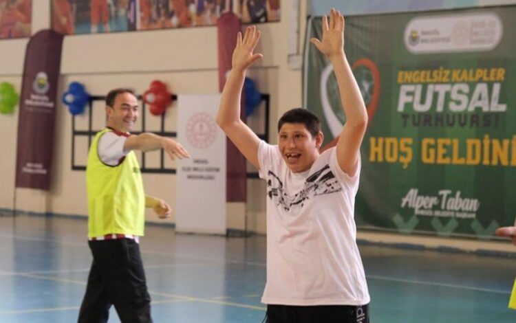 Bursa’da İnegöl engel tanımadı Bursa’da İnegöl engel tanımadı