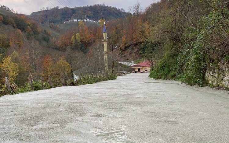 Korgan’da mahalleler beton yola kavuşuyor Korgan’da mahalleler beton yola kavuşuyor