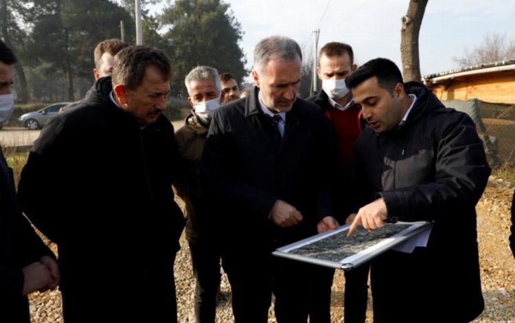 Bursa İnegöl’de arazi yolları konfora kavuşuyor