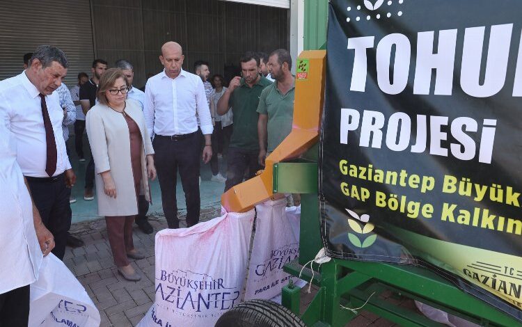 Gaziantep’ten çiftçilere ‘selektör’ katkısı Gaziantep’ten çiftçilere ‘selektör’ katkısı