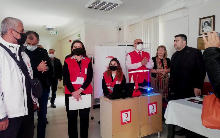 Kızılay Marmaris Baykan’a güven oyu verdi Kızılay Marmaris Baykan’a güven oyu verdi