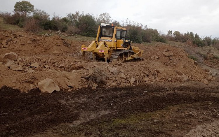 Manisa Kula’da gölet temizliği Manisa Kula’da gölet temizliği