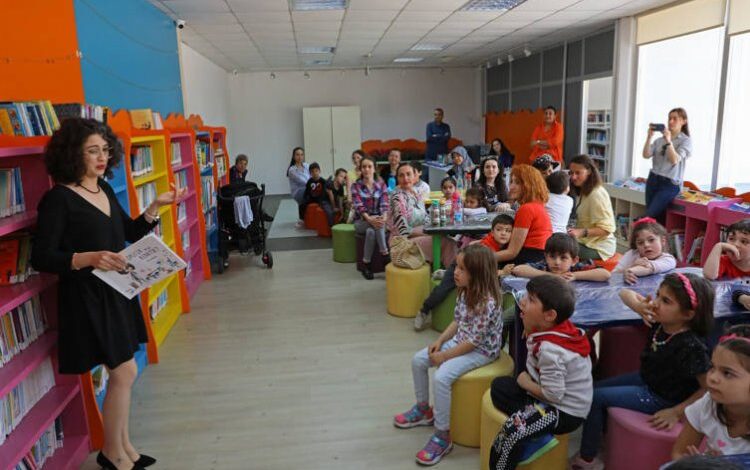 Büyükşehir’den ‘Annemle Okuyorum’ etkinliği Büyükşehir’den ‘Annemle Okuyorum’ etkinliği