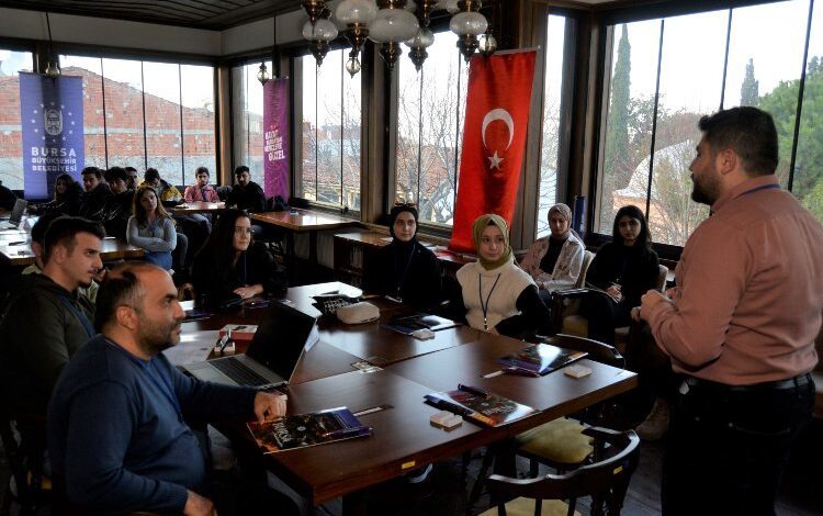 Bursa’da hayat gençlerle güzel