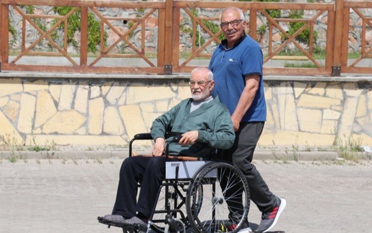 3 bin 407 vatandaşa ‘evde bakım’ desteği