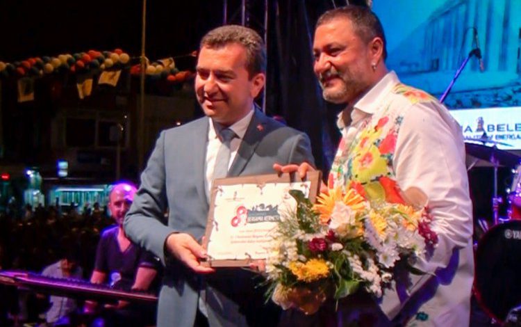 Sanatçı Hüsnü Şenlendirici’nin adı parka verildi