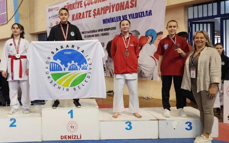 Sakaryalı şampiyon karateci Karadağ’da Milli forma giyecek