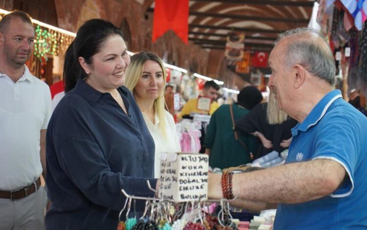 Edirne’de AK Parti’den Selimiye Arastası’na ziyaret Edirne’de AK Parti’den Selimiye Arastası’na ziyaret