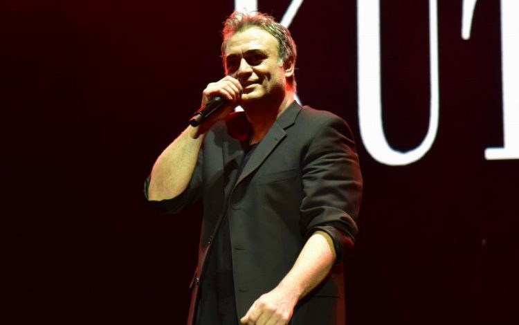 Kutsi Manisalılarla buluştu Kutsi Manisalılarla buluştu