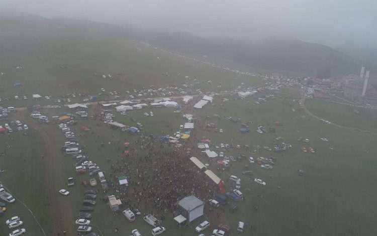 Trabzonlular Sultanmurat Yaylası’nda buluştu