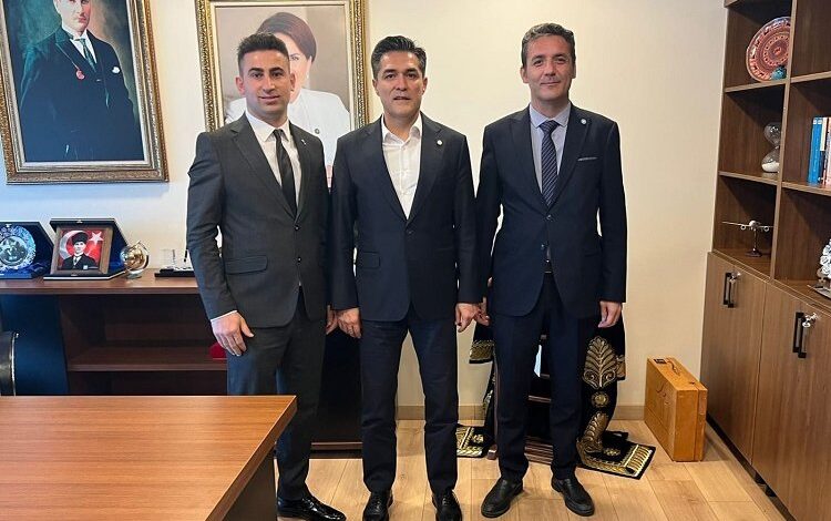 İYİ Parti Kayseri’de tüm belediyelere talip