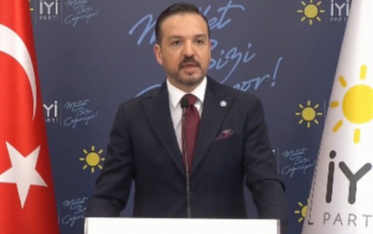 İYİ Parti’den Kılıçdaroğlu-HDP açıklaması… Asla taviz vermeyeceğiz İYİ Parti’den Kılıçdaroğlu-HDP açıklaması… Asla taviz vermeyeceğiz