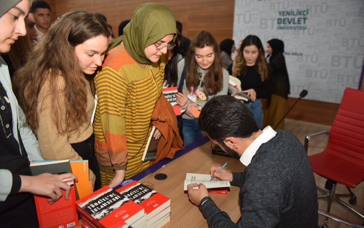 Bursa Yıldırım’da ‘İslamofobi’ konuşuldu Bursa Yıldırım’da ‘İslamofobi’ konuşuldu