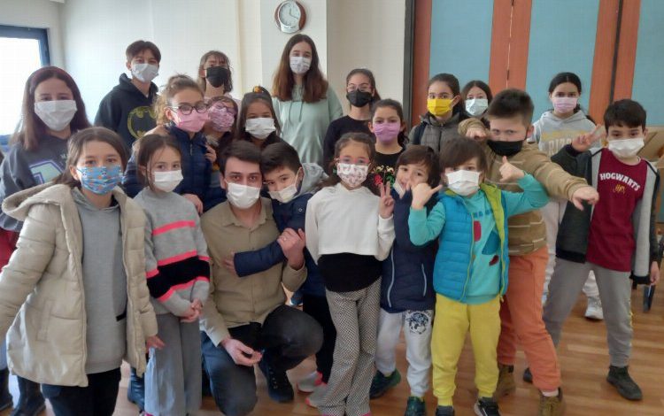 Kocaeli İzmit’te geleceğin sinemacılarından ‘kısa film’ heyecanı Kocaeli İzmit’te geleceğin sinemacılarından ‘kısa film’ heyecanı