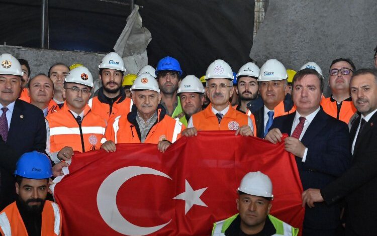 Bakan Uraloğlu Erzincan’da Bakan Uraloğlu Erzincan’da