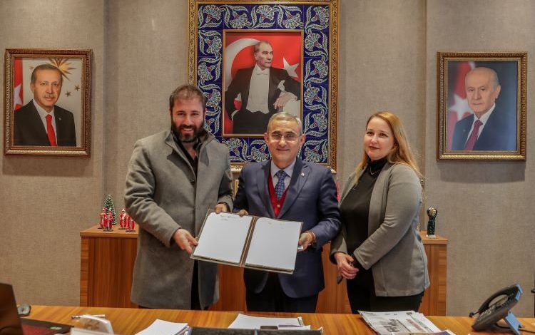 Kütahya Belediyesi ve Uzmandiş Polikliniği arasında protokol Kütahya Belediyesi ve Uzmandiş Polikliniği arasında protokol