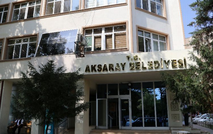 Aksaray Belediyesi izinsiz broşür ve afişler için uyardı