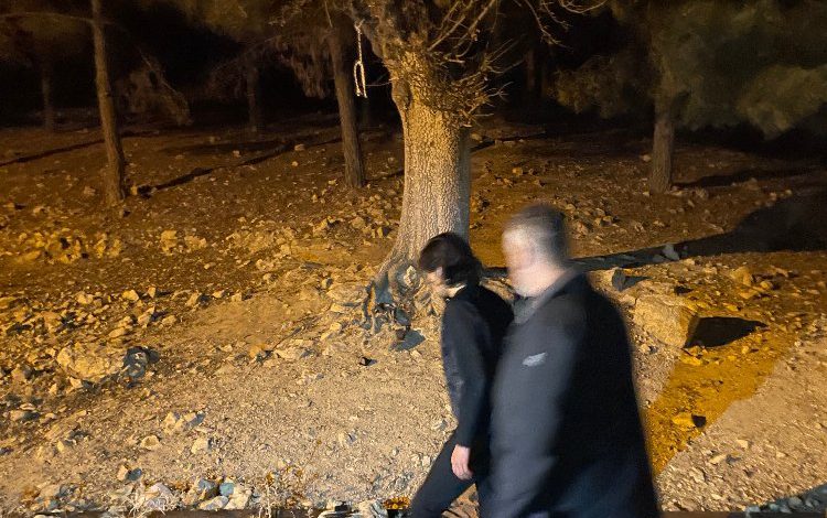 Adıyaman’da duyarlı vatandaş genci ipten aldı! Adıyaman’da duyarlı vatandaş genci ipten aldı!