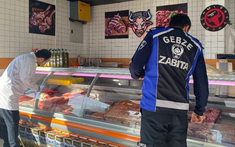 Gebze Zabıtası’ndan kasap denetimleri Gebze Zabıtası’ndan kasap denetimleri