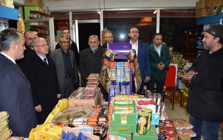 Bursa’da AK Partililer Keles’i dinledi